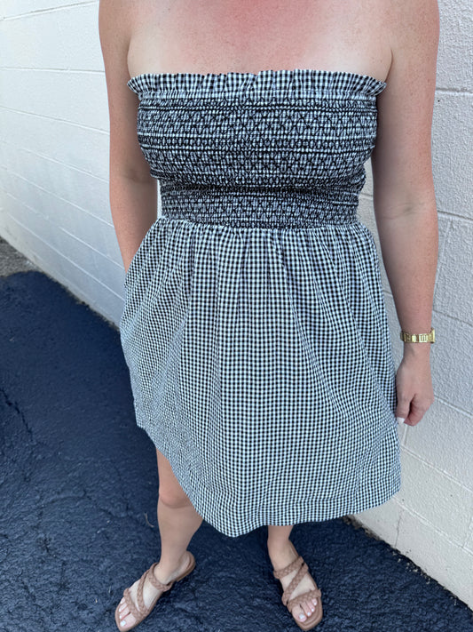 Tuckernuck Strapless Dress Size Large