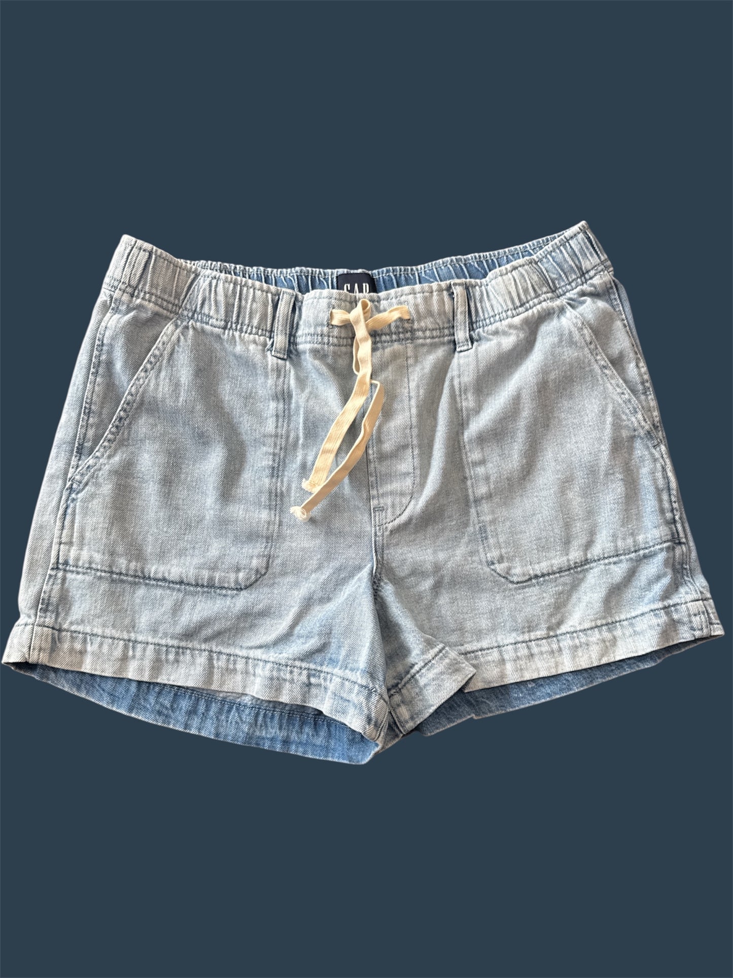 Gap shorts size Large